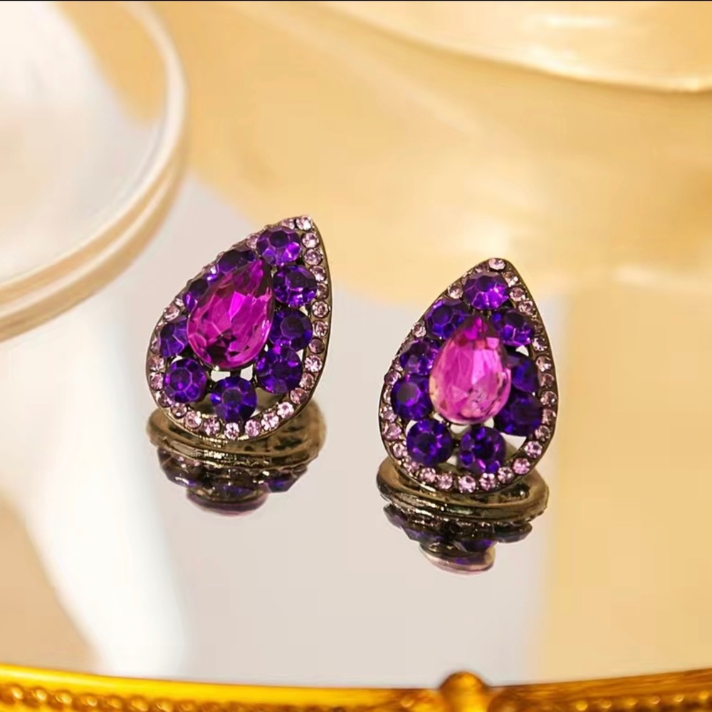 Beautiful Purple Teardrop Post Earrings